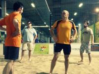 Axecibles rencontre Verlingue lors d’un match de beach volley 